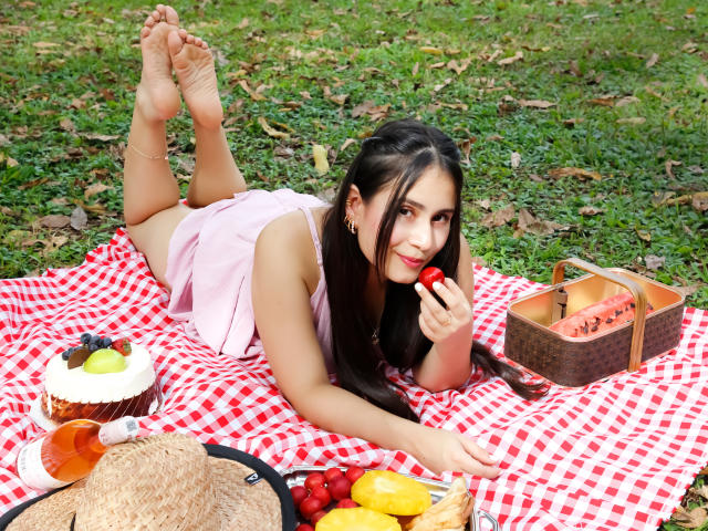 AlissFlores - Camera khiêu dâm &amp; quyến rũ trực tiếp - 21322478