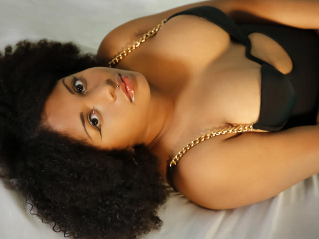 RosaValdiri - Live porn &amp; sex cam - 21325246