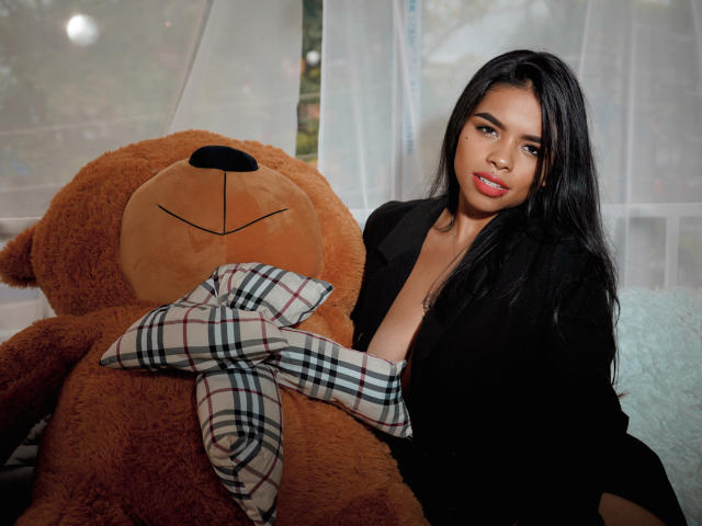 ValeryBroke - сексуальная веб-камера в реальном времени - 21331182