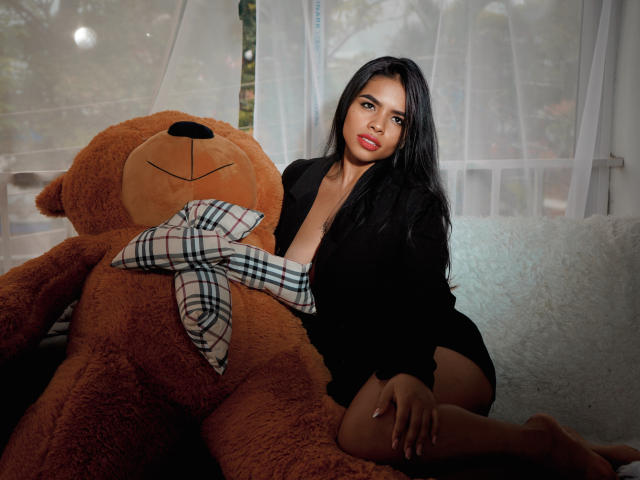 ValeryBroke - сексуальная веб-камера в реальном времени - 21331198