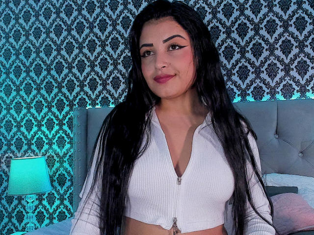 ZoeyGilmore - Live Sex Cam - 21331886