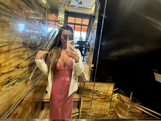 MissAry - Élő pornó és szexkamera - 21335526