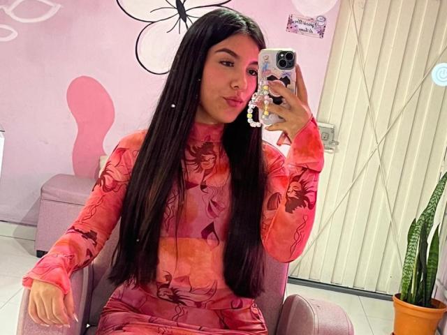 GiselleCollins - Live porn &amp; sex cam - 21336670