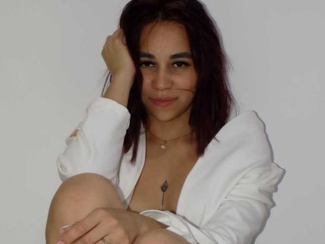 AlinaDemi - Live porn &amp; sex cam - 21337838