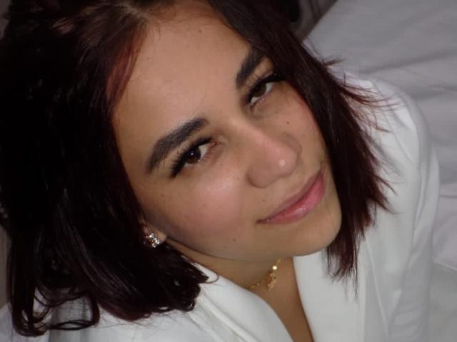 AlinaDemi - Live porn &amp; sex cam - 21337930