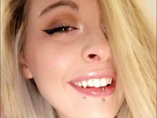 HarleyQuinnzel - Live porn &amp; sex cam - 21339182