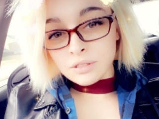 HarleyQuinnzel - Live porn &amp; sex cam - 21339198