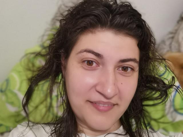 Iulia09 - Sexe cam en vivo - 21340378