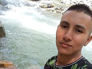 GabrielT - сексуальная веб-камера в реальном времени - 21340962