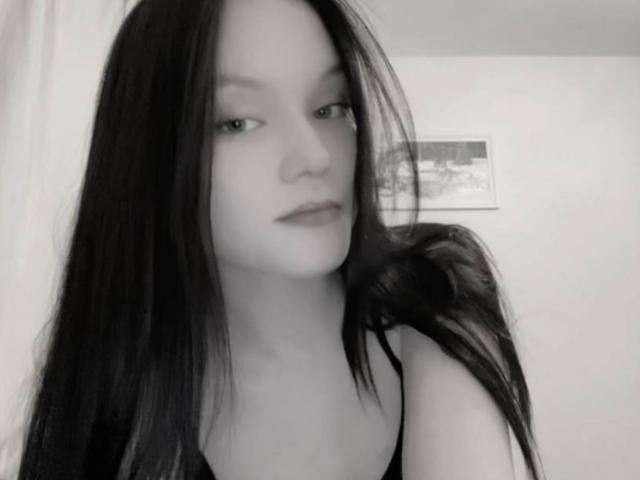 BubbleHelen - Live porn &amp; sex cam - 21352038