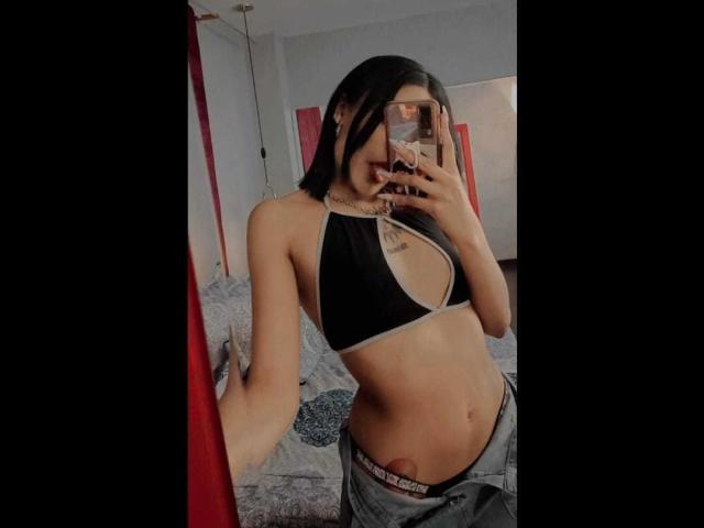 SalomeMille - Live porn &amp; sex cam - 21353350