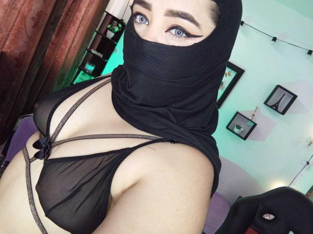 AishaGhulam - Live Sex Cam - 21354138