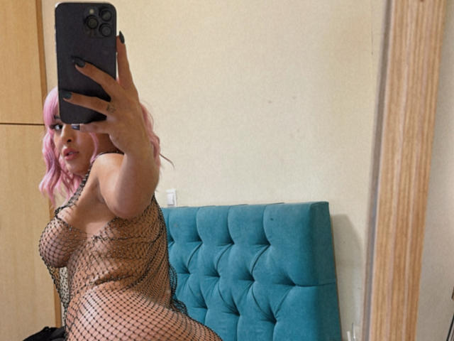 JuliaLag - Live porn &amp; sex cam - 21357174