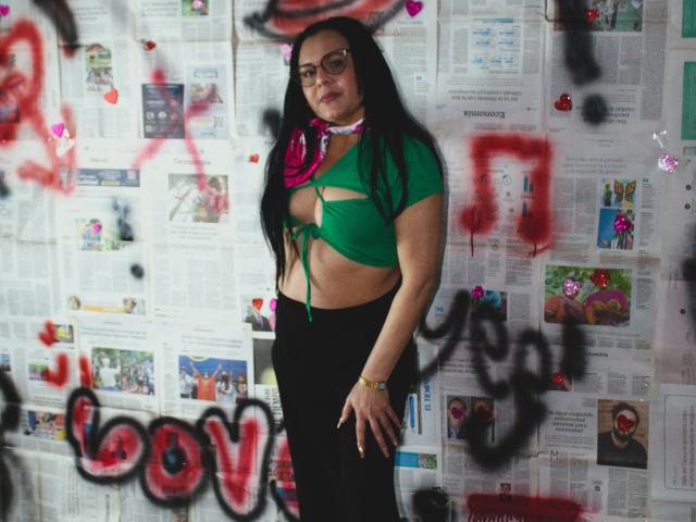 LeeslyStar - Live porn &amp; sex cam - 21358794