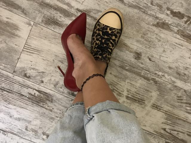 Julaiya - פורנו בשידור חי ומצלמת סקס - 21359318