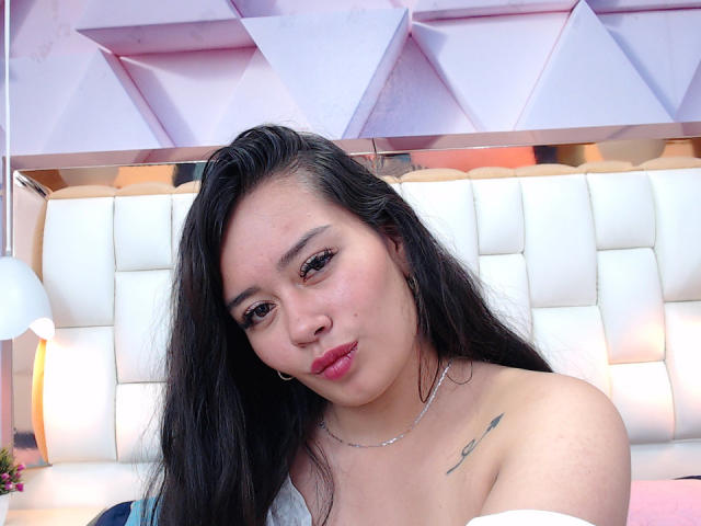 MelissaCaty - Live Sex Cam - 21360998