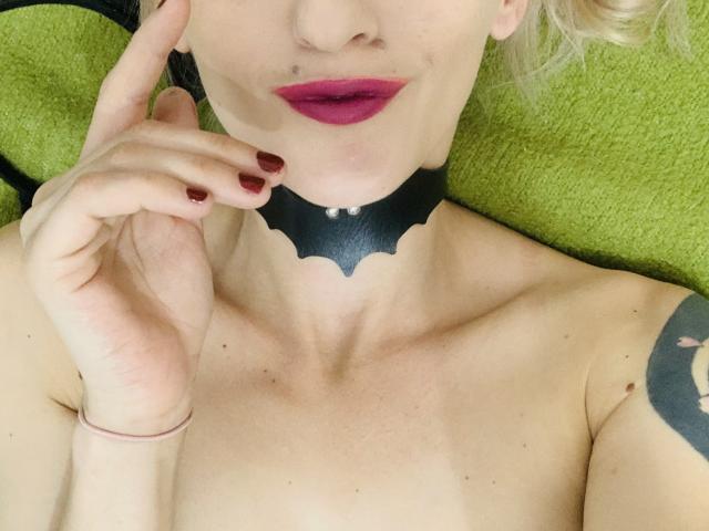 MissCherryOnTop - Live porno og sexkamera - 21363102