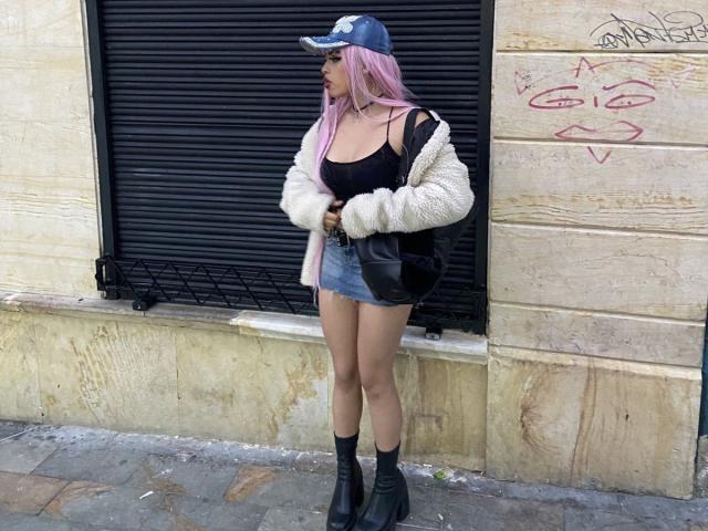 RadiantRoxys - Live porn &amp; sex cam - 21363150