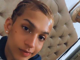 ValeriSmittx - Live porn &amp; sex cam - 21365994