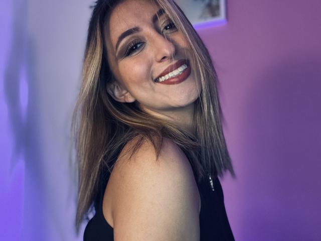 SabrinaaMontana - Live porn &amp; sex cam - 21367114