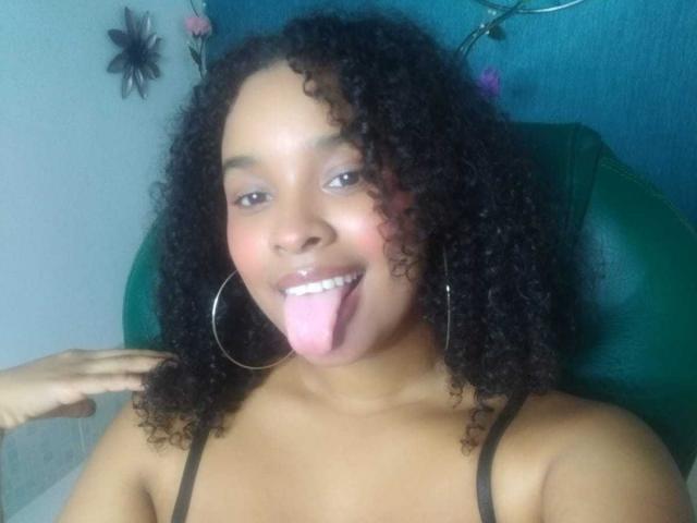 GoddessAthenaa - Live porn &amp; sex cam - 21368270