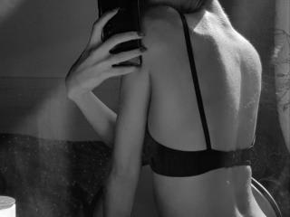 AriNelson - Live porn &amp; sex cam - 21369090