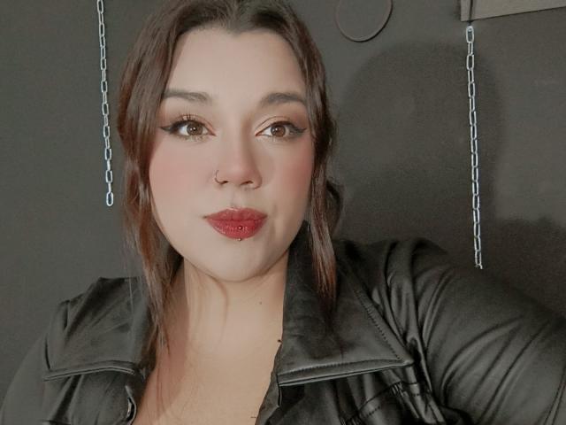 EmilyDom - Live porn &amp; sex cam - 21370926