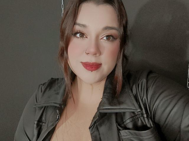 EmilyDom - Live porn &amp; sex cam - 21370930