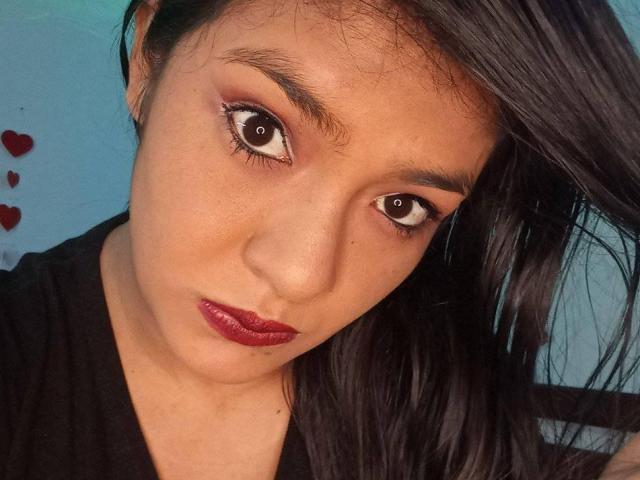 ArianithaXox - Porno na żywo i seks kamera - 21372818