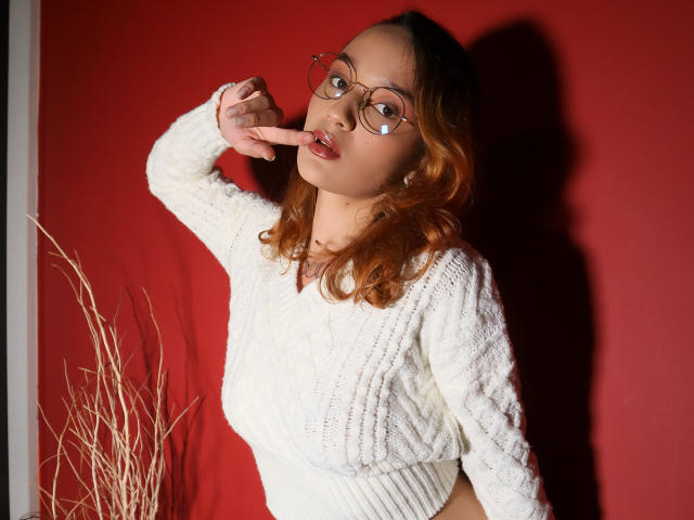 AmaliaHolmes - Live porn &amp; sex cam - 21374802