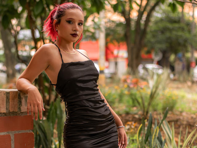 ConnieBrooks - Live porn &amp; sex cam - 21375294