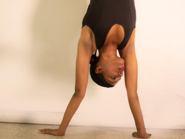 CelesteAdamms - ライブポルノ&amp;セックスカム - 21375418