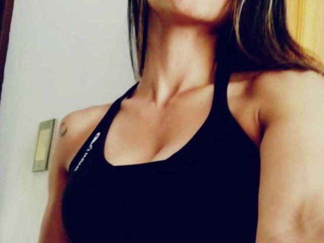 SaritAndTyfanny - Live porn &amp; sex cam - 21376182