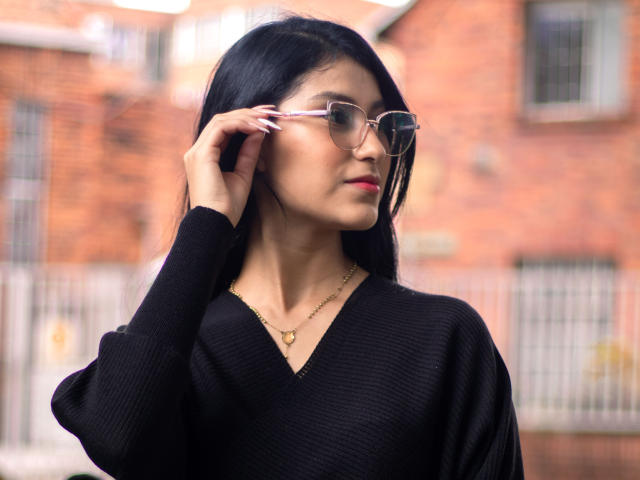 EmaHenderson - Élő pornó és szexkamera - 21387854