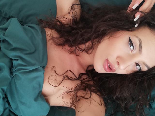 VievienneClemente - Live porn &amp; sex cam - 21389386