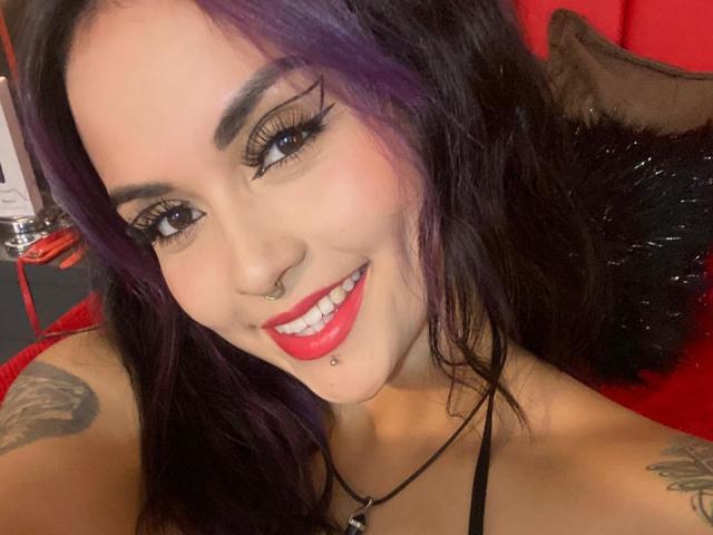 CharlotteScott69 - Sexe cam en vivo - 21389926