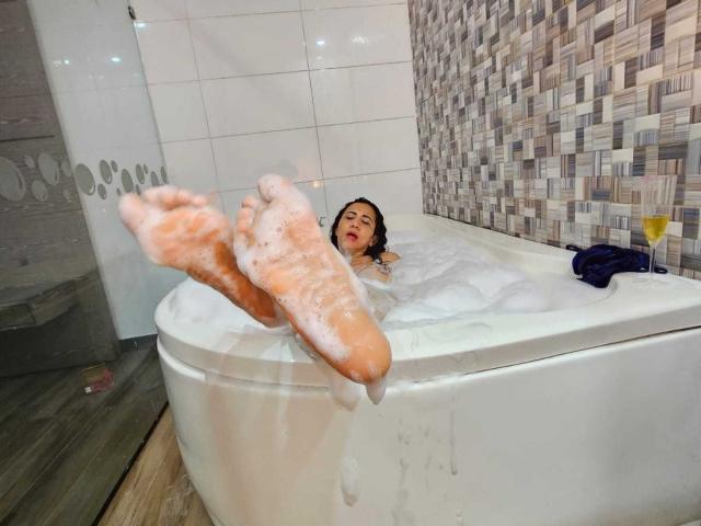 NaomyHott69 - Live porn &amp; sex cam - 21391782