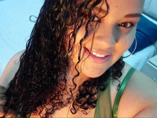 MelannieCarter - Live sex cam - 21393234