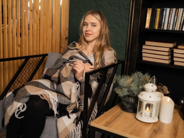 LauraHlot - сексуальная веб-камера в реальном времени - 21393398