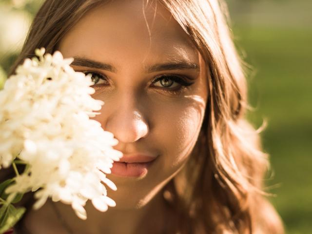 LauraHlot - Porno na żywo i seks kamera - 21393570