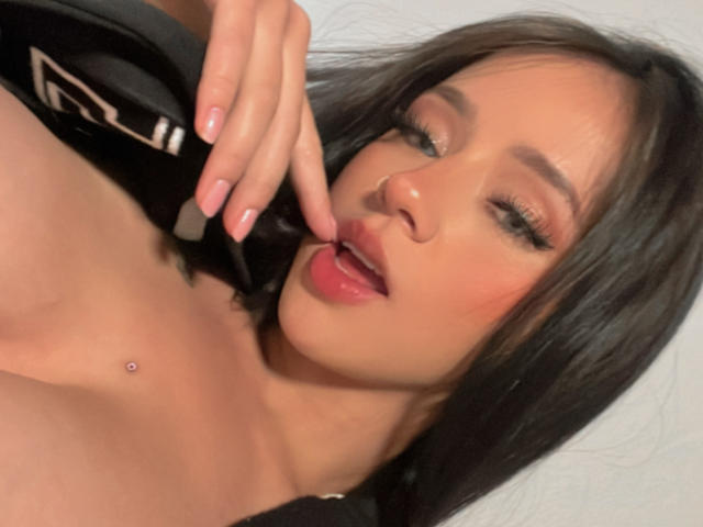 KloeThompson - Live porn &amp; sex cam - 21395794