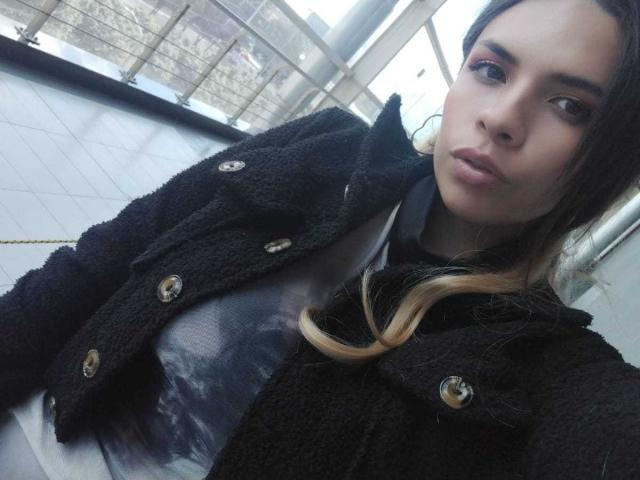 VioletaStone - Live porn &amp; sex cam - 21396486