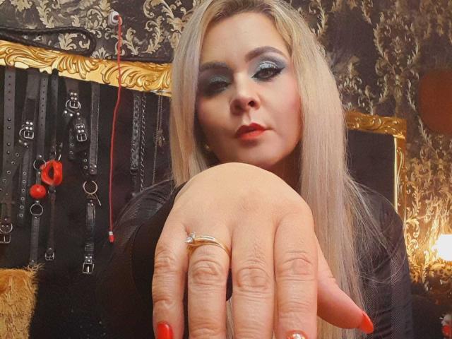 VictoriiaGray - Élő pornó és szexkamera - 21397278