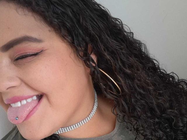 MelannieCarter - Camera khiêu dâm &amp; quyến rũ trực tiếp - 21405886