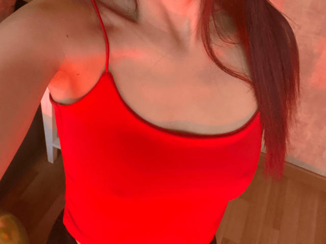 AllisonVeega - Live porno og sexkamera - 21412130