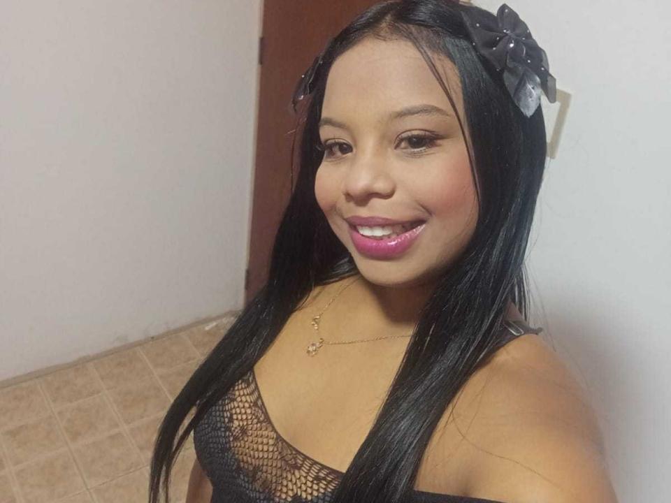 Noemii69 - Live porn &amp; sex cam - 21428294