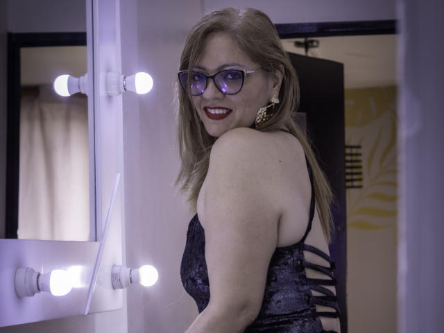 Whayra69 - Live porn &amp; sex cam - 21429958