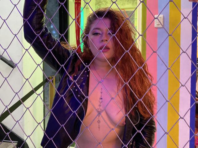 NaomyAdamss - Live Sex Cam - 21433078