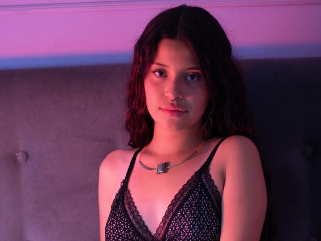 EmilyDarks - Camera khiêu dâm &amp; quyến rũ trực tiếp - 21433430