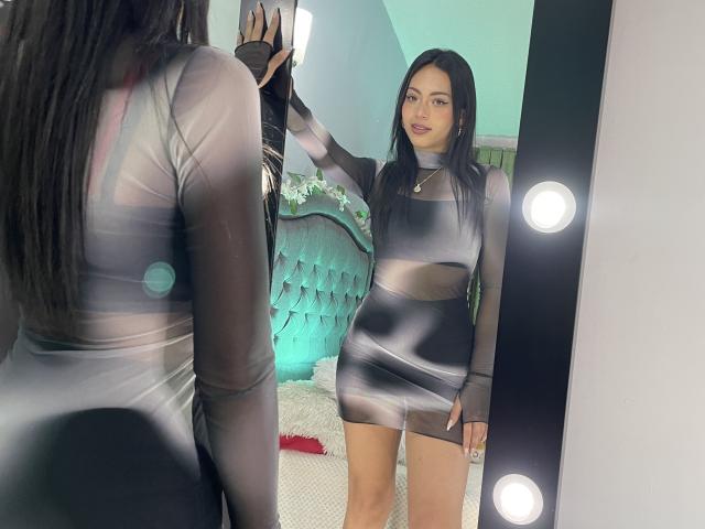 AntonellaLayton - פורנו בשידור חי ומצלמת סקס - 21433898